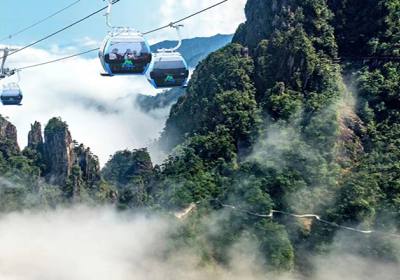 莽山五指峰漫游指南：踏云尋峰，探秘南嶺秘境